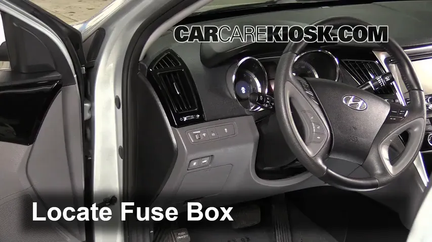 2013 Hyundai Sonata Limited 2.0L 4 Cyl. Turbo Fuse (Interior)